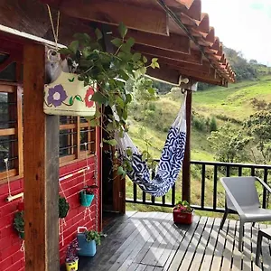 La Casita Roja Santa Elena (Antioquia)